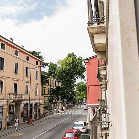 Intero Appartamento Nel Cuore Di Виченца Экстерьер фото